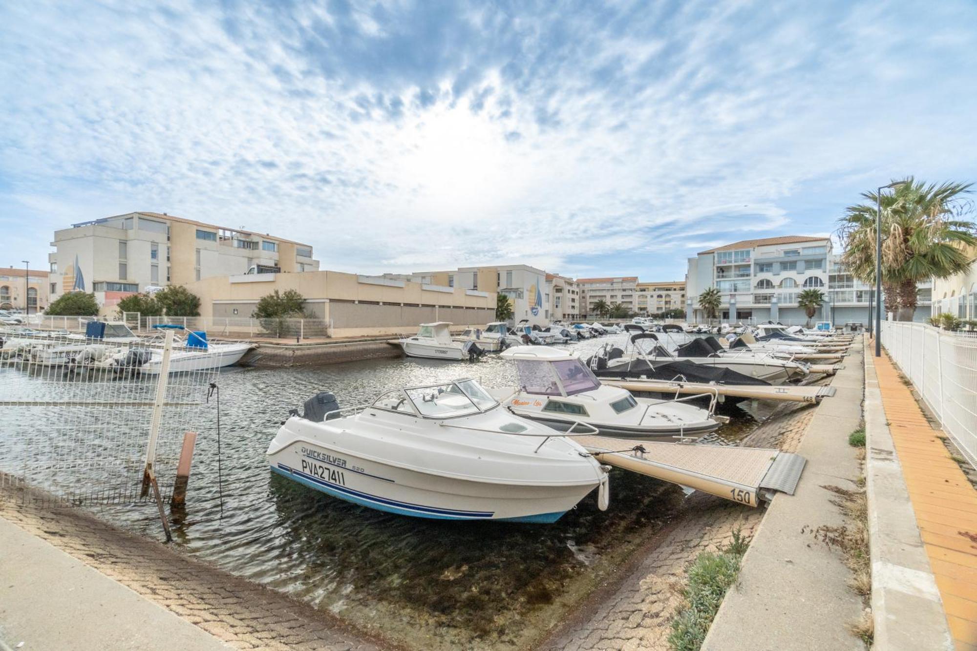 Appt T2 Cabine Clim Parking Privee Vu Mer Sete Luaran gambar